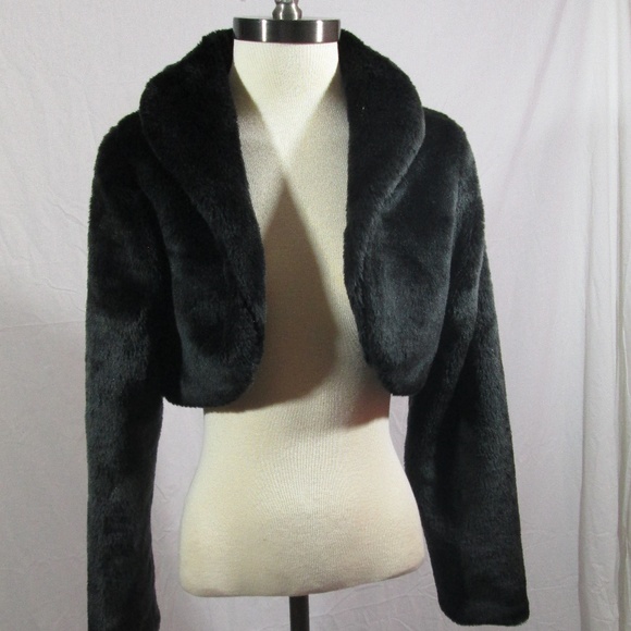 Neutral Zone Jackets & Blazers - Faux fur crop jacket